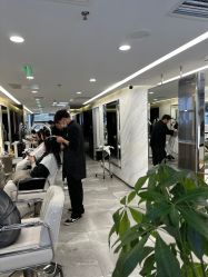 -简法造型·品牌形象店