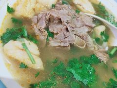 油豆腐牛肉粉丝汤-小杨生煎(湟普汇店)
