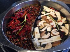 -纸盐河码头火锅(十八梯店)