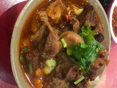 -谢老五跷脚牛肉·非遗传承店