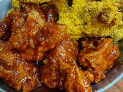 -BHC炸鸡(明洞总店)