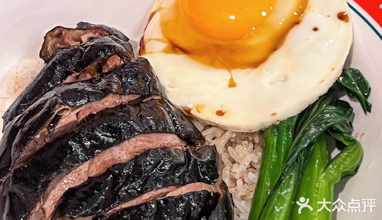 在肥韬茶餐厅的一句句老板中迷失了自我