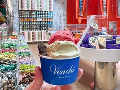 -VENCHI 闻绮(上海佛罗伦萨小镇店)