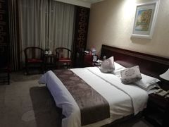 -威海铂丽斯国际大酒店(威海高铁站店)
