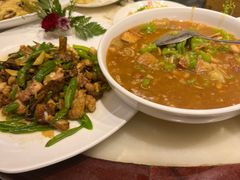 -蔼若春.传承三十年云南菜(金碧公园店)