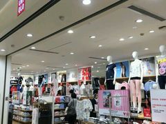 -优衣库(上海虹口龙之梦店)