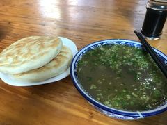 -泉儿头杂碎(杂碎师大店)