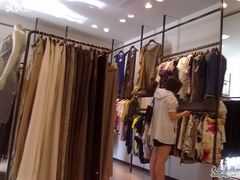 -MaxMara(燕莎奥特莱斯店)