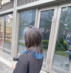 -苑苑发型设计