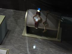 -Van Cleef & Arpels(海港城海洋中心店)