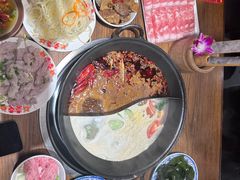 -萍姐火锅·公路夜市(武汉首店)