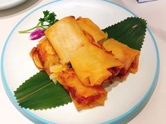 韭黄鲜虾炸春卷-盛世名点(客世界店)