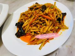 鱼香肉丝-川人川菜馆·小龙虾·鲜虾现做(黄山路店)