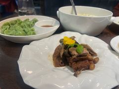 -湖畔鲁菜·二十年老字号餐厅(大明湖店)