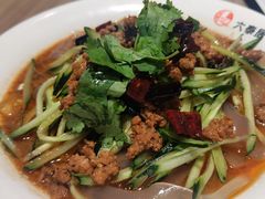 -六泰居·尔滨地标·东北菜(泰山路店)