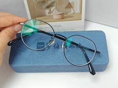 -罗伯特眼镜·蔡司官方授权(罗湖国贸店)