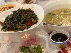 -天外天美食广场(哈尔滨路店)