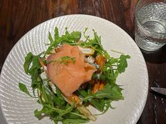 三文鱼沙拉-Brut Eatery悦璞食堂(建国东路店)