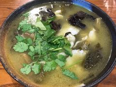 -贯一台湾牛肉面(八一七中路店)
