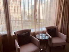 -上海漕河泾万丽酒店