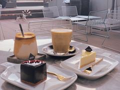 -UNI UNI(环亚凯瑟琳店)