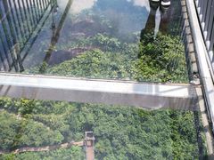 -玻璃桥景区石牛寨