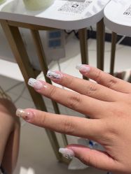 -瞧·享轻奢美甲美睫