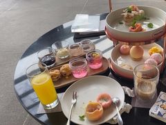 -亚龙湾喜来登·美景台大堂吧