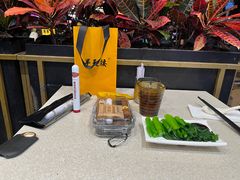 -香港新发烧腊茶餐厅(水围店)