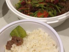 -犇逸·乐山跷脚牛肉·四川现炒(览海店)