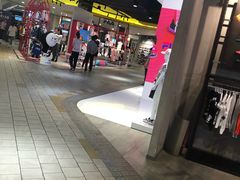 -杭州西湖银泰百货