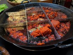 -岗上渣渣老火锅(两路口店)