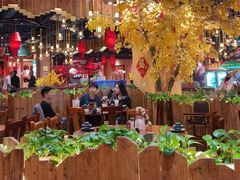 -老滇山寨•云南特色菜•地方菜•民族风情歌舞表演(金碧店)