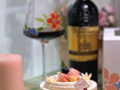 -花花卷卷·鲜食蛋糕(静安久光百货店)