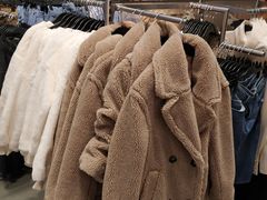 -H&M(鹏欣水游城店)