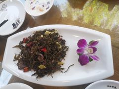 普洱茶香猪肉-尽善百年古院餐厅(王家老宅店)
