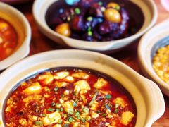 -彧玖食坊·川式砂锅酒馆(成山路店)