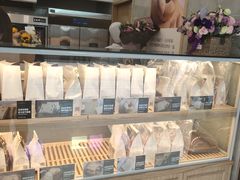 面包甜点陈列柜-爸爸糖吐司面包(宁波世纪东方店)