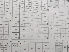 -安东易迷你自助仓储寄存仓库(顾戴路店)