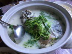 -天乐农家鱼头王(天目湖店)