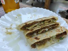 -溢心园香河肉饼总店