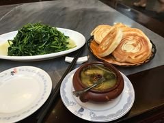 -蔼若春.传承三十年云南菜(金碧公园店)