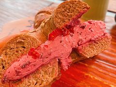 -Catch Bagel(芳草地店)