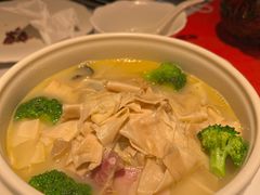 -馋遇江南·精致湖景雅宴(东方之门店)