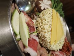-恩你小木屋·韩式料理(假日广场店)