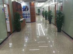 -茂菊口腔连锁(浦东南路店)