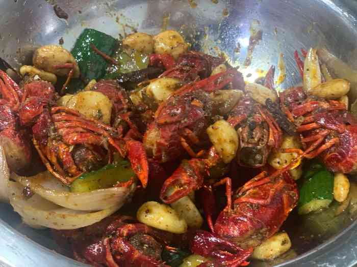 虾霸龙虾馆-"[薄荷]环境:环境,听说是松阳小龙虾的."-大众点评移动版