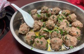 Steamed Pork Balls in Copper Plate