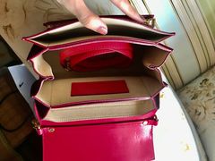 -GIVENCHY(佛罗伦萨小镇奥莱店)