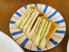 -樾餐厅泰式海鲜火锅(民歌湖店)